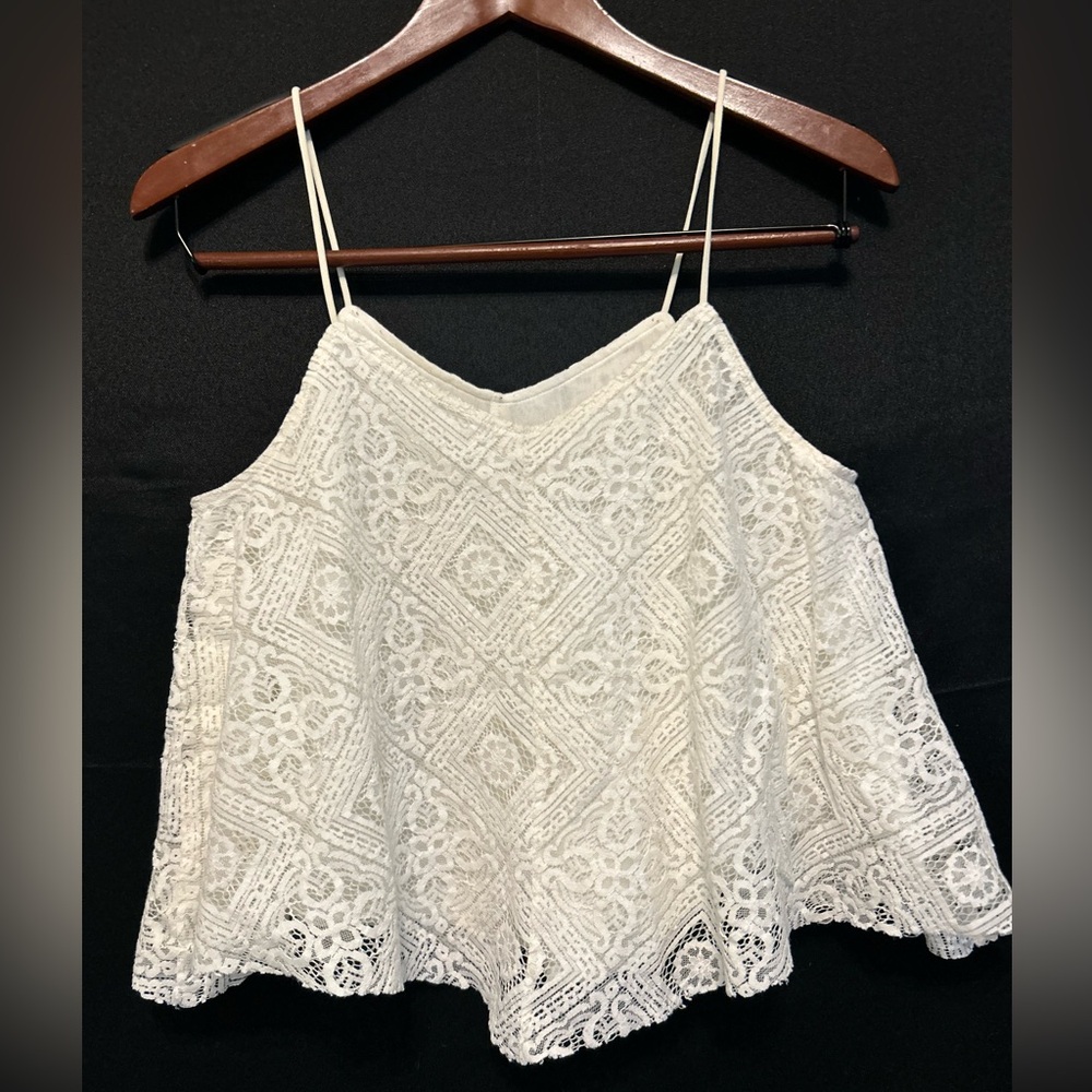 American Eagle Womens Top Size Med Cream Lace Lined Coquette Cottagecore 16953